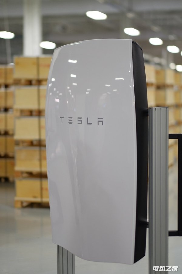 亲历特斯拉Gigafactory超级工厂开幕