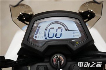 雅迪Z3详细体验 有高级感的智能电动车