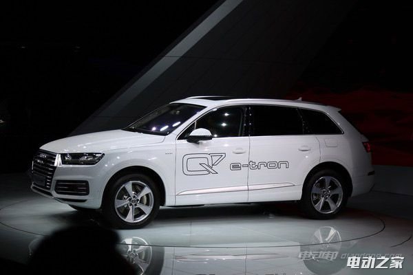 µQ7 e-tronݳչ 