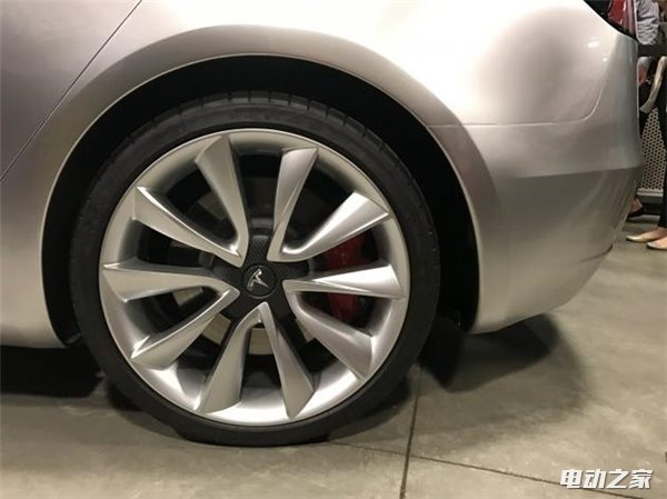 ¿˹Model 3ʵƬ۳ ؼ