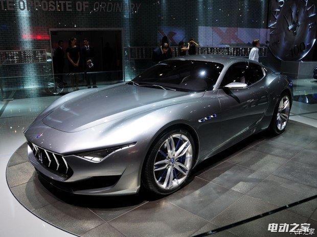 ɯ Alfieri 2014 Alfieri Concept