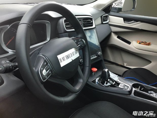 2017ļ LYNK&CO CX11Ϣ