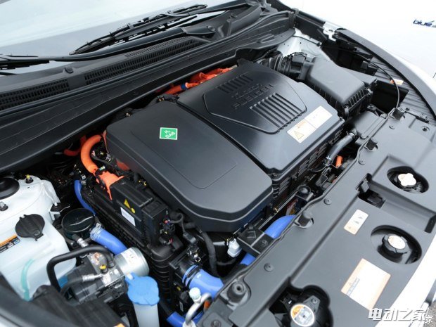 ִ() ;ʤ() 2014 FuelCell