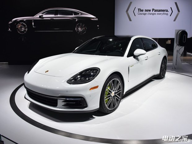 ʱPanamera 4 E-Hybrid϶ӳ׷