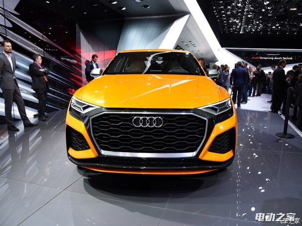 µ() µQ8 2017 Sport Concept