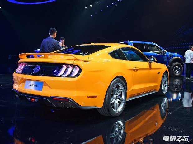 () Mustang 2017 GT