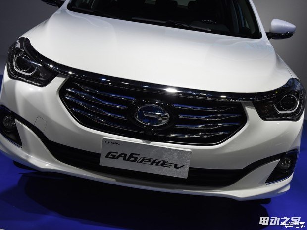 ó GA6 2017 PHEV