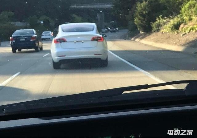 ˹Model 3աƵع⣬ڡ