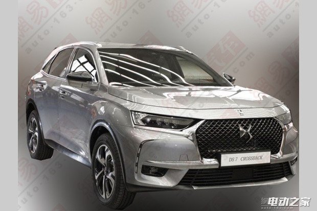 2018 ػ϶DS 7 CROSSBACK